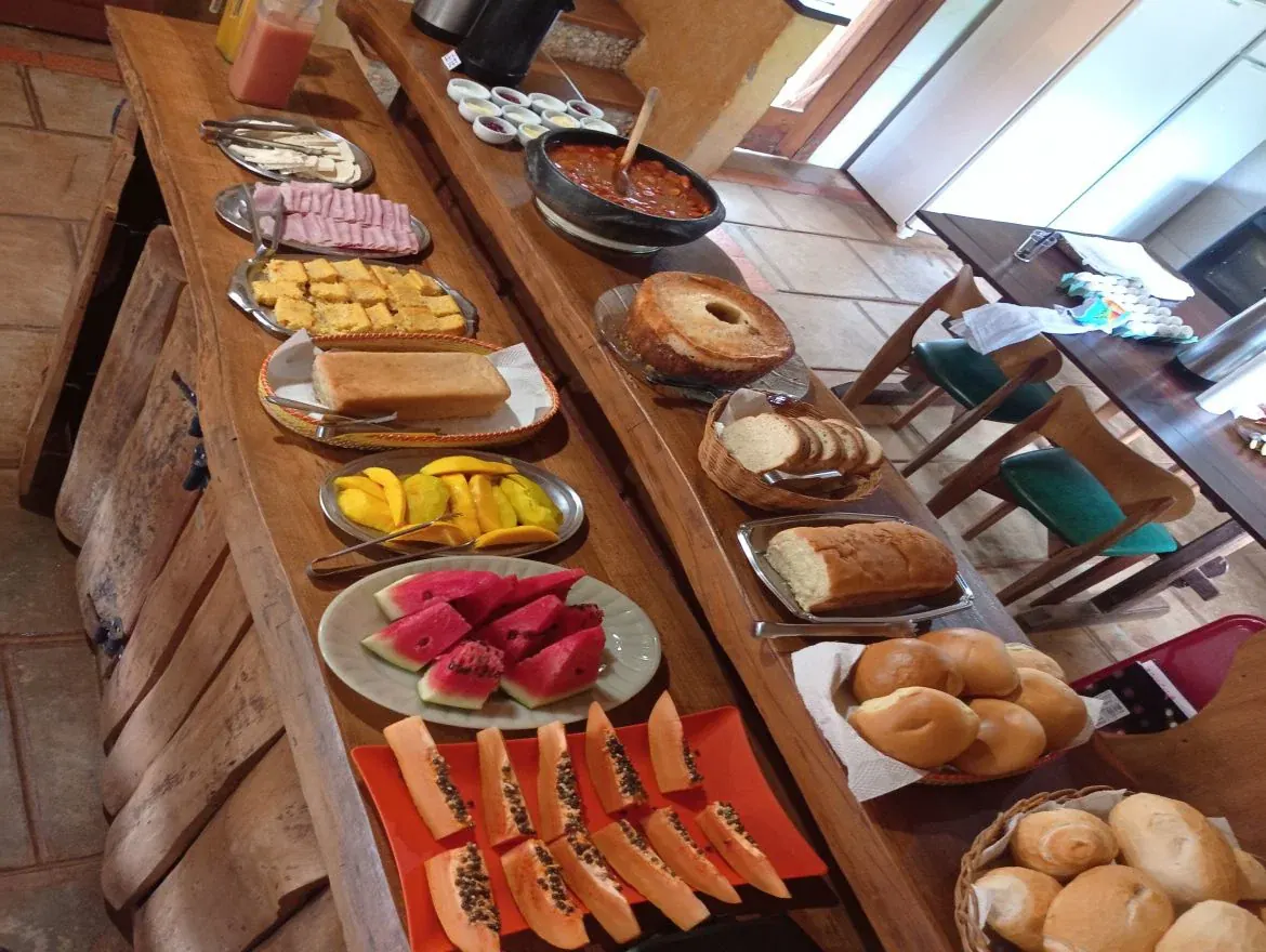 Buffet de café da manhã da Pousada OPICODOCIPO