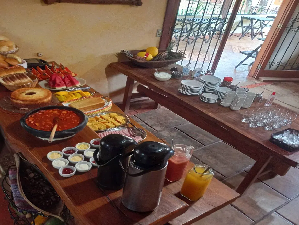 Café da manhã da Pousada OPICODOCIPO